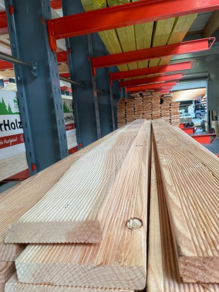 Terrassenbelag Douglasie Holz